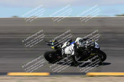 media/Apr-05-2024-Apex Assassins-CVMA Friday Practice (Fri) [[ee2ef04f2b]]/3-Racer 2/Session 3 (Bowl Speed Pans)/